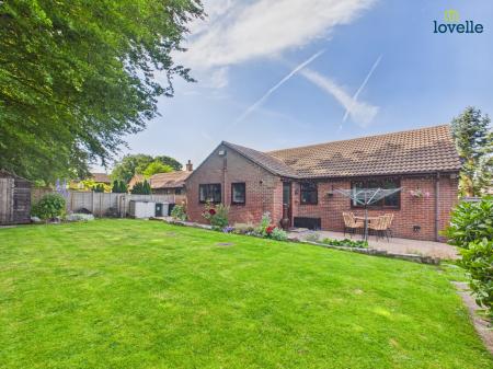 3 bedroom Detached bungalow for sale in Rectory Close, Binbrook, LN8