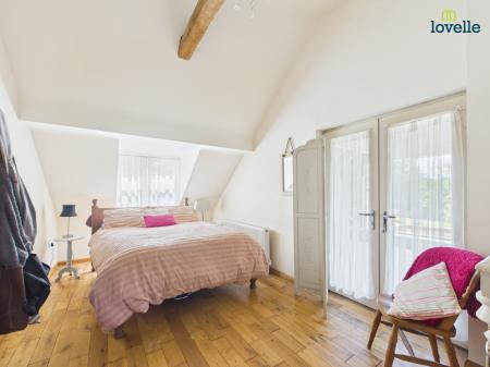 4 bedroom Detached house for sale in Dell Cottage, Buslingthorpe, LN3