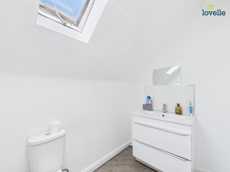 4 bedroom Detached house for sale in Dell Cottage, Buslingthorpe, LN3