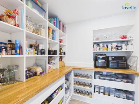 3 bedroom Detached house for sale in Salisbury Avenue, Brookenby, LN8