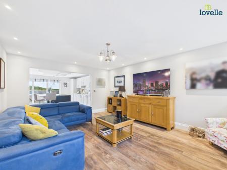 5 bedroom Detached house for sale in Church Farm Road, South Kelsey, LN7