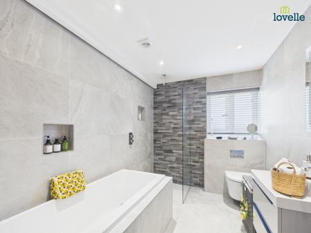 5 bedroom Detached house for sale in Church Farm Road, South Kelsey, LN7