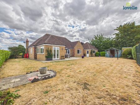 3 bedroom Detached bungalow for sale in The Paddock, Owmby-by-Spital, LN8
