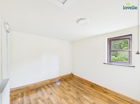 3 bedroom Semi-detached house to let in Blacksmiths Cottage, New Apley, LN8
