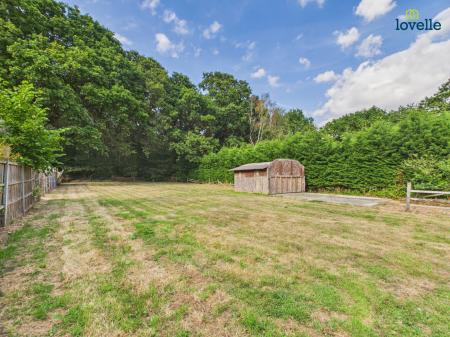 3 bedroom Semi-detached house to let in Blacksmiths Cottage, New Apley, LN8