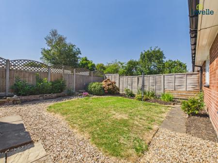 2 bedroom Semi-detached bungalow for sale in Main Street, Osgodby, LN8