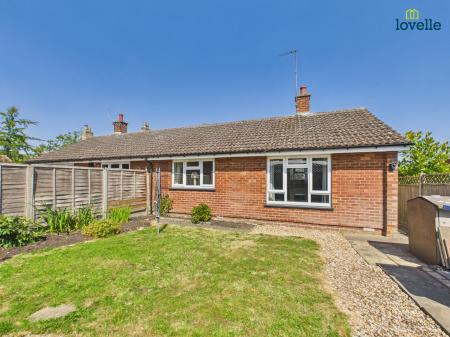 2 bedroom Semi-detached bungalow for sale in Main Street, Osgodby, LN8
