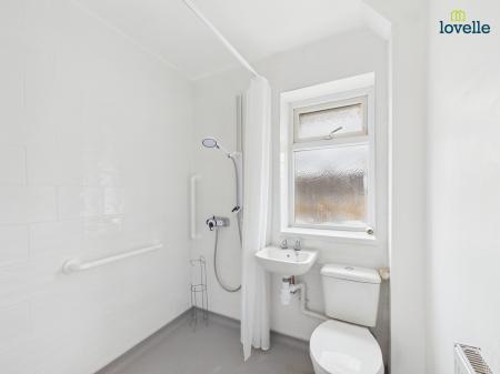 2 bedroom Terraced House to let in Edinburgh Road, Brookenby, LN8