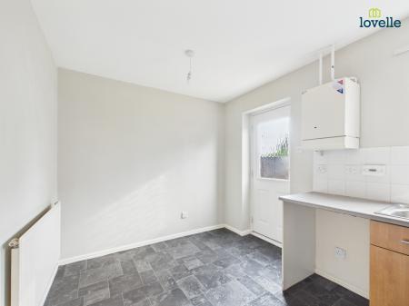 2 bedroom Semi-detached house to let in Waters Edge, Scawby Brook, DN20