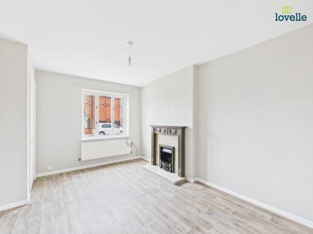 2 bedroom Semi-detached house to let in Waters Edge, Scawby Brook, DN20