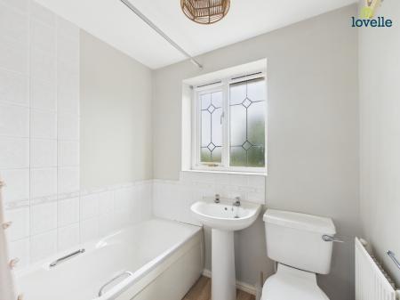 2 bedroom Semi-detached house to let in Waters Edge, Scawby Brook, DN20