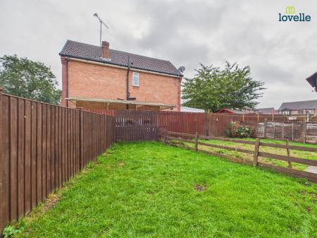 2 bedroom Semi-detached house to let in Waters Edge, Scawby Brook, DN20