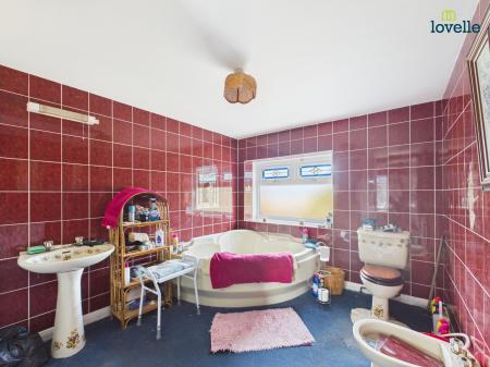 5 bedroom Detached house for sale in Lissingley Lane, Lissington, LN3