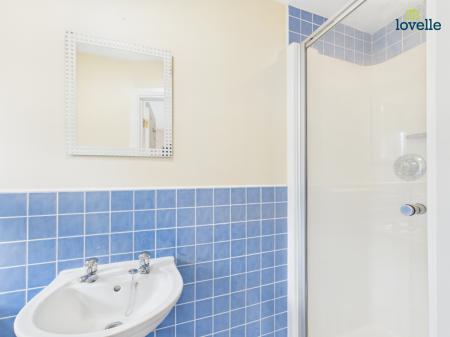 3 bedroom Semi-detached house to let in The Furlongs, Market Rasen, LN8