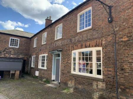 3 bedroom Terraced House to let in Lindsey Court, Horncastle, LN9