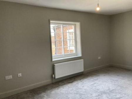 3 bedroom Terraced House to let in Lindsey Court, Horncastle, LN9