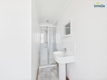 3 bedroom Detached house to let in Park Avenue, Barton-upon-Humber, DN18