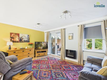 4 bedroom Detached house for sale in Birchwoods Close, Market Rasen, LN8