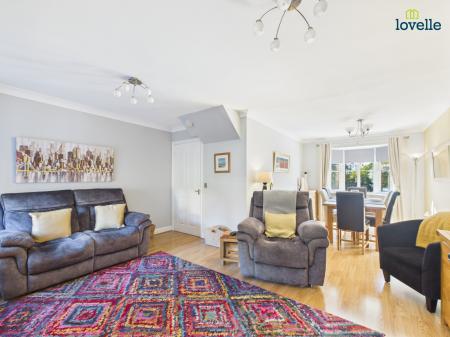 4 bedroom Detached house for sale in Birchwoods Close, Market Rasen, LN8