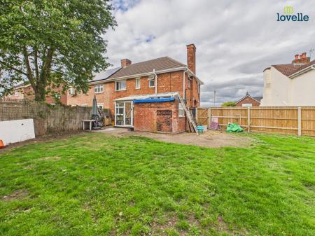 3 bedroom Semi-detached house for sale in Mill Road, Market Rasen, LN8