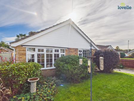 2 bedroom Detached bungalow for sale in Dovecote, Middle Rasen, LN8