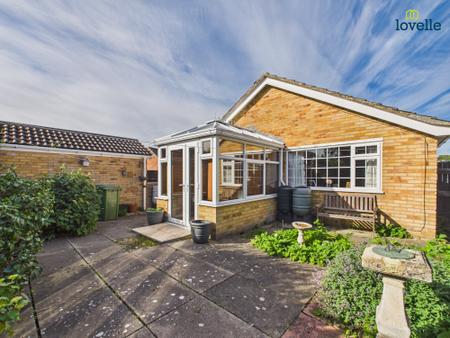 2 bedroom Detached bungalow for sale in Dovecote, Middle Rasen, LN8