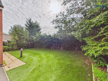 5 bedroom Detached house for sale in Bishop Norton Road, Glentham, LN8
