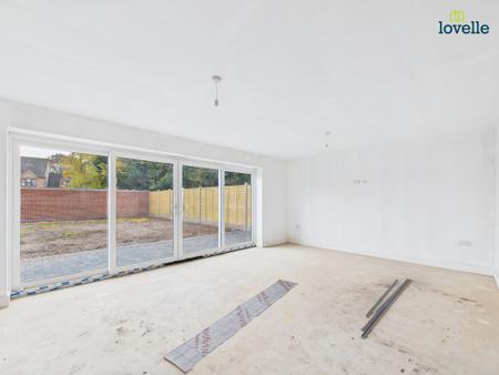 4 bedroom Bungalow for sale in Gallamore Lane, Market Rasen, LN8