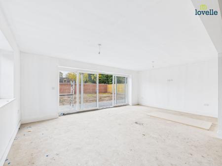 4 bedroom Bungalow for sale in Gallamore Lane, Market Rasen, LN8