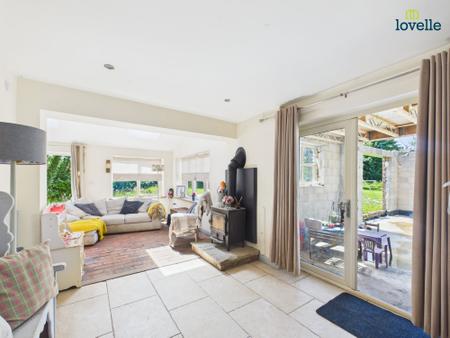 4 bedroom Detached house for sale in Buslingthorpe, Lincoln, LN3