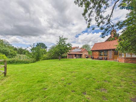 3 bedroom Detached house for sale in North End Lane, South Kelsey, LN7