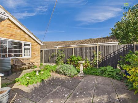 2 bedroom Detached house for sale in Dovecote, Middle Rasen, LN8
