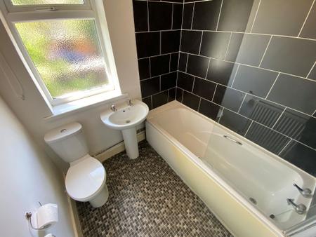 3 bedroom Terraced House to let in Edinburgh Road, Binbrook, LN8