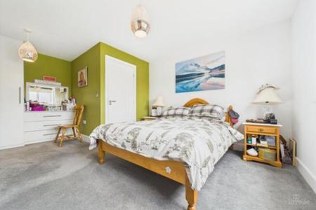 6 bedroom Detached house to let in Coxes Meadow, Ulceby, DN39
