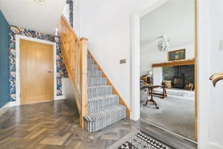 6 bedroom Detached house to let in Coxes Meadow, Ulceby, DN39