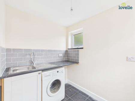 3 bedroom Link detached house to let in Mill Lane, Caistor, LN7