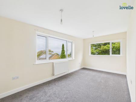 3 bedroom Link detached house to let in Mill Lane, Caistor, LN7