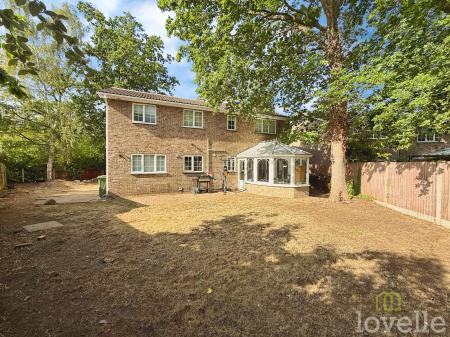 5 bedroom Detached house for sale in Farrington Crescent, Lincoln, LN6
