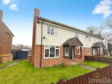 2 bedroom Semi-detached house for sale in Gibson Green, Witham St Hughs, LN6