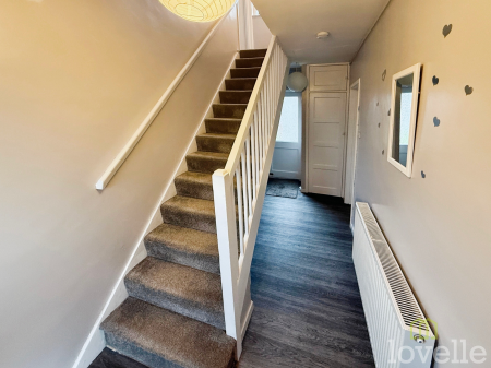 2 bedroom Semi-detached house for sale in Gibson Green, Witham St Hughs, LN6