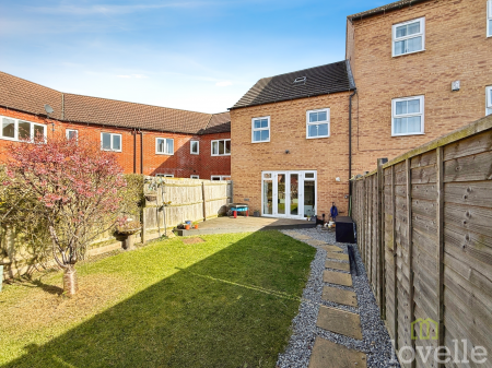 3 bedroom Town house for sale in Hedge Lane, Witham St Hughs, LN6
