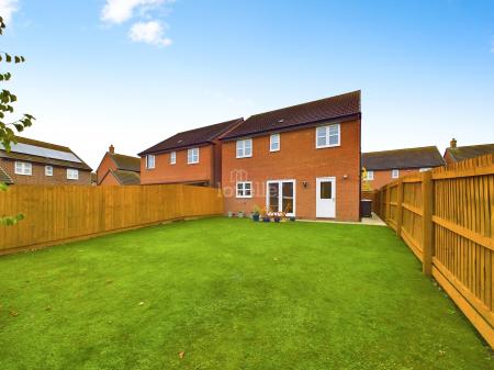 4 bedroom Detached house for sale in Ivy Bank, Witham St Hughs, LN6