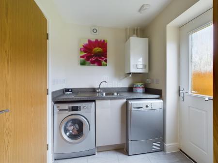 4 bedroom Detached house for sale in Ivy Bank, Witham St Hughs, LN6