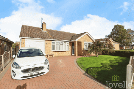 4 bedroom Bungalow for sale in Skerries Close, North Hykeham, LN6