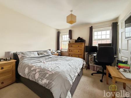 3 bedroom Town house for sale in Squirrel Chase, Witham St Hughs, LN6