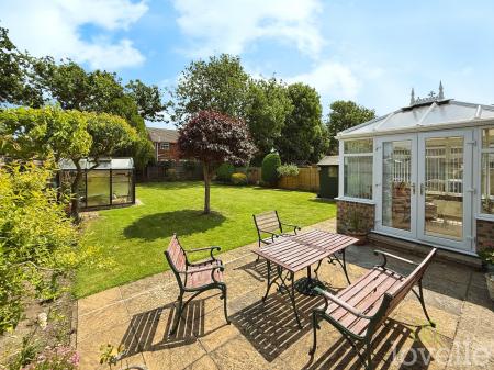 3 bedroom Detached bungalow for sale in Arden Moor Way, North Hykeham, LN6