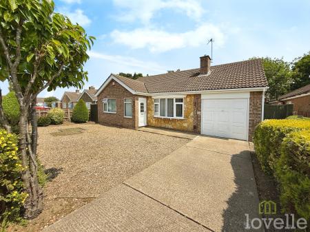 3 bedroom Detached bungalow for sale in Arden Moor Way, North Hykeham, LN6
