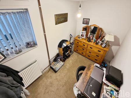 2 bedroom Detached bungalow for sale in Hilltop Close, Eagle, LN6