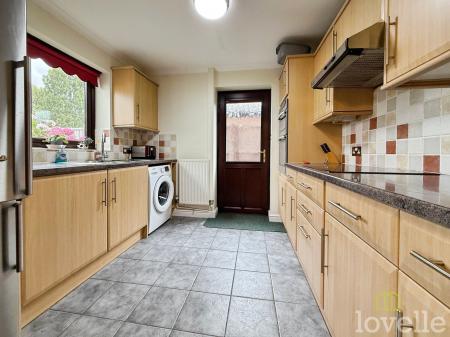 3 bedroom Detached bungalow for sale in Windsor Park Close, North Hykeham, LN6