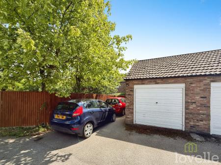 4 bedroom Detached house for sale in High Street, Martin, LN4